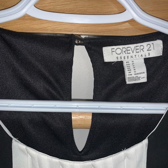 Forever 21 Colour Block Dress - Picture 2 of 6